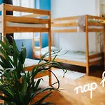 Nap Auberge de jeunesse *